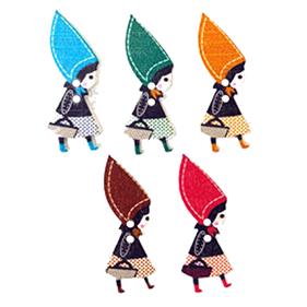 BOTÓN MADERA 3.8 CM. NIÑA CON SOMBRERO | FR0448